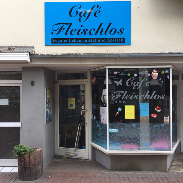 Café Fleischlos . Veganes Café & Shop